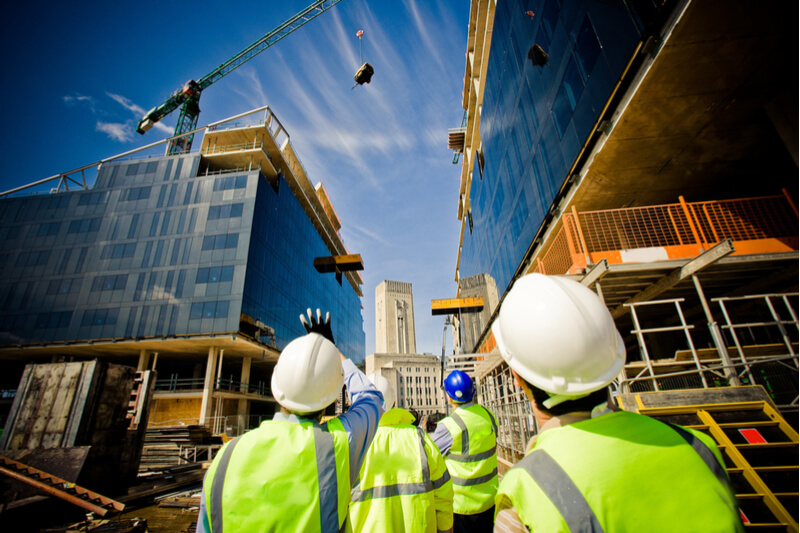 Construction-workers-Airswift-1