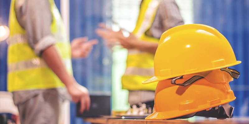 safety-suicide-talk-workers-hardhat