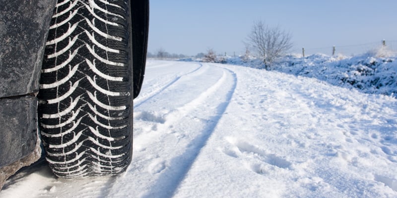 safety-winter-snow-driving-tire